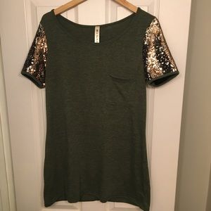 Boutique sequined tunic top